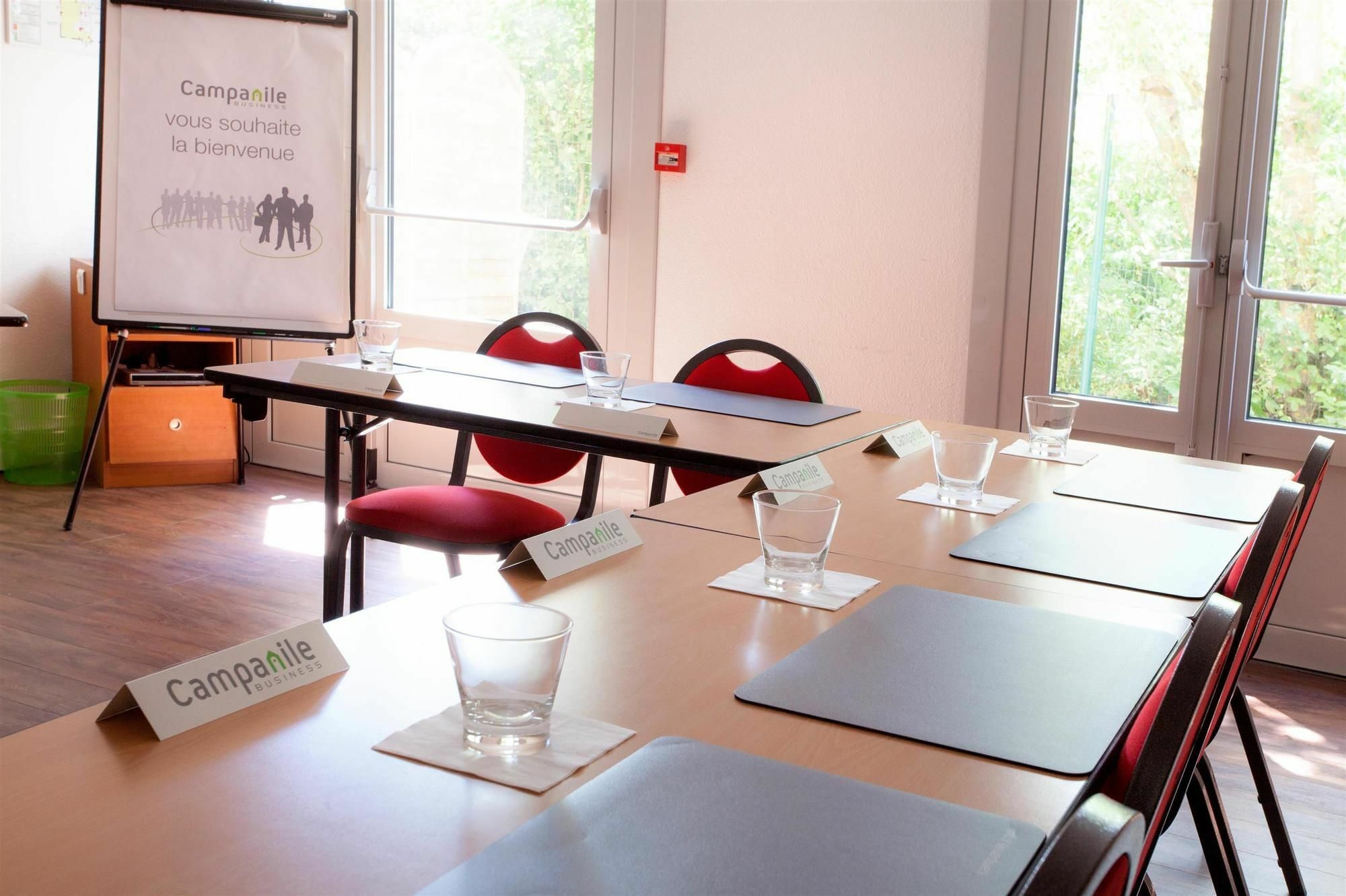 Campanile Tours Sud - Chambray-Les-Tours Hotel Ngoại thất bức ảnh