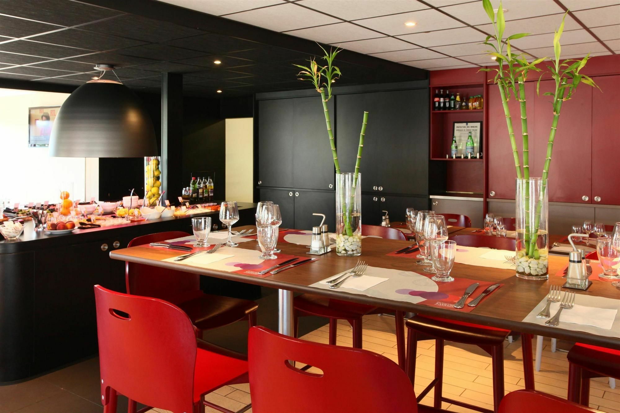 Campanile Tours Sud - Chambray-Les-Tours Hotel Ngoại thất bức ảnh