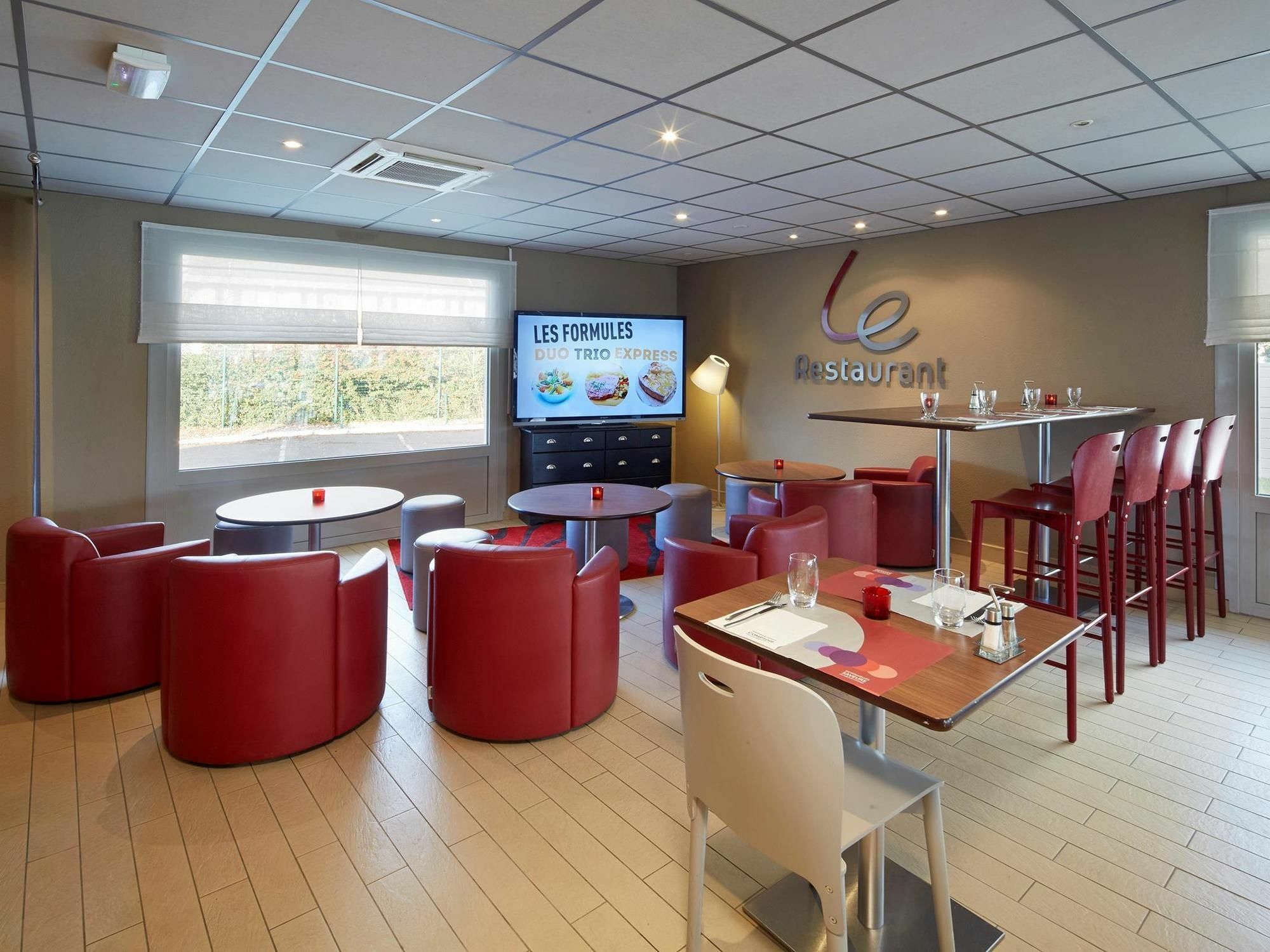 Campanile Tours Sud - Chambray-Les-Tours Hotel Ngoại thất bức ảnh
